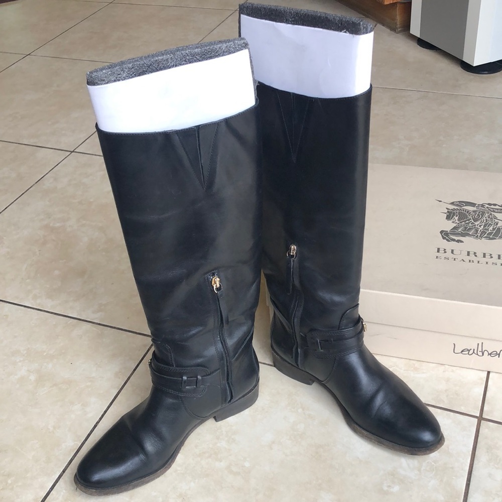 Burberry Knee Black Leather Boots - Picture 2 of 7